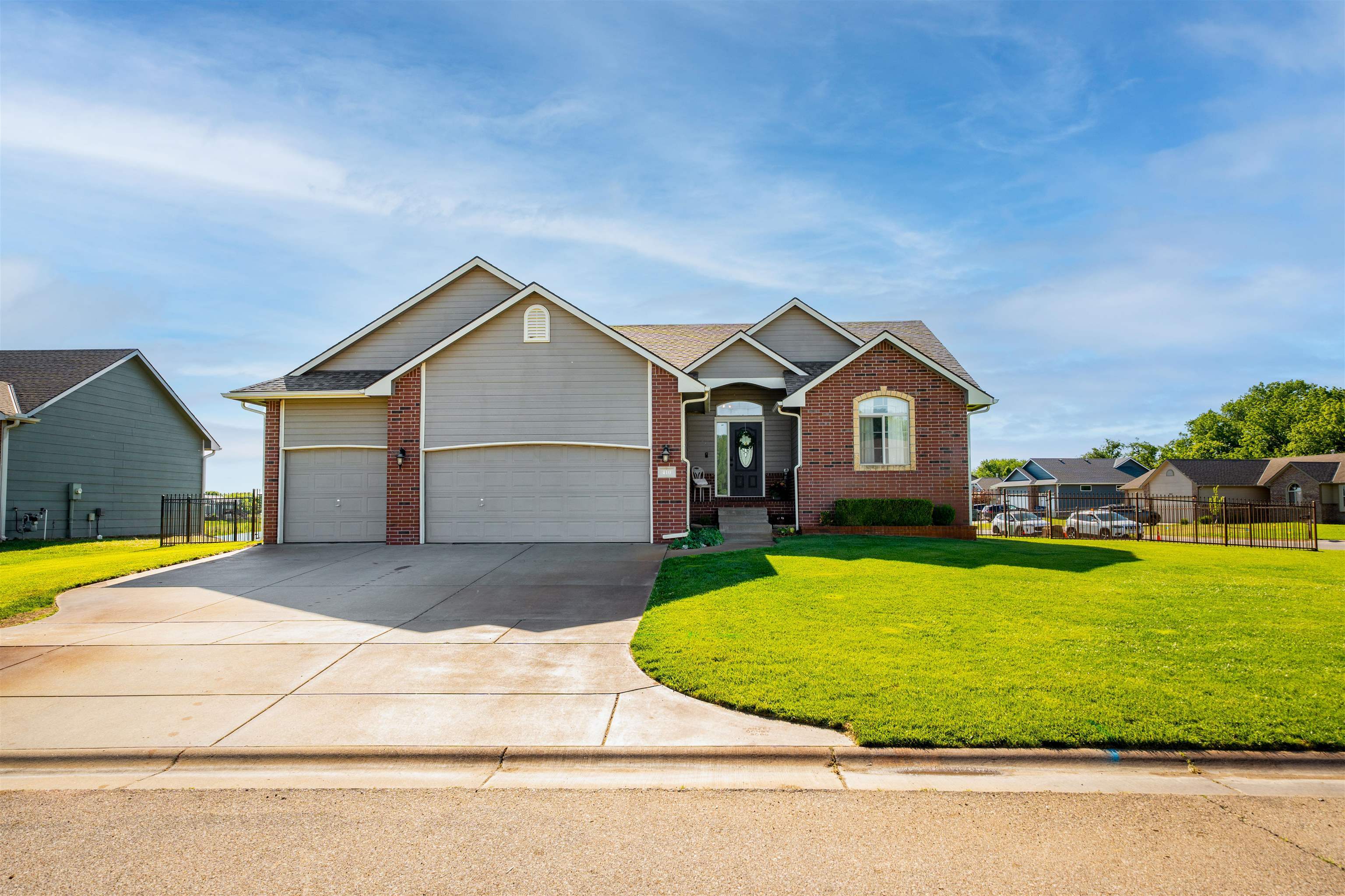 Property Photo: 410 N Baughman KS 67060