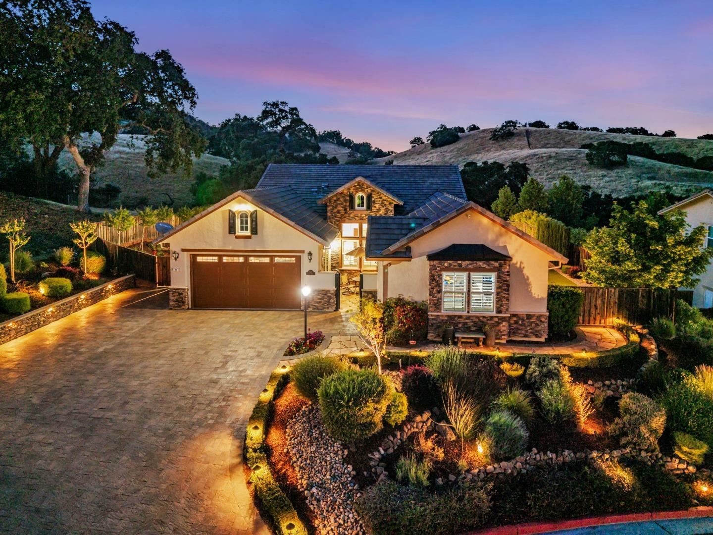 Property Photo: 1861 Carob Court CA 95020