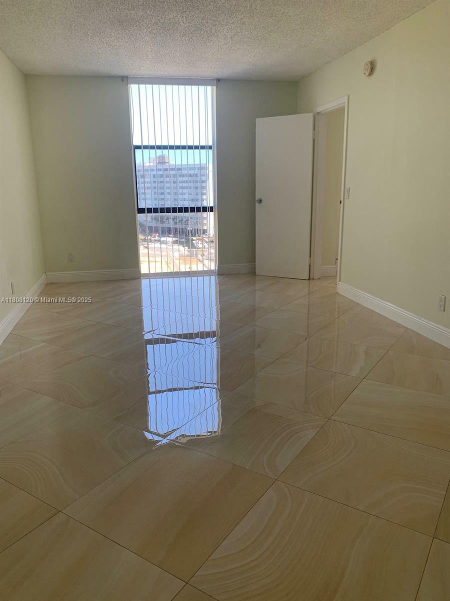 Property Photo: 13499 Biscayne Blvd 710 FL 33181
