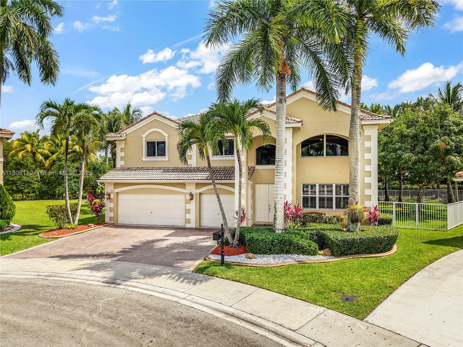 Property Photo: 3945 Heron Ridge Ln FL 33331
