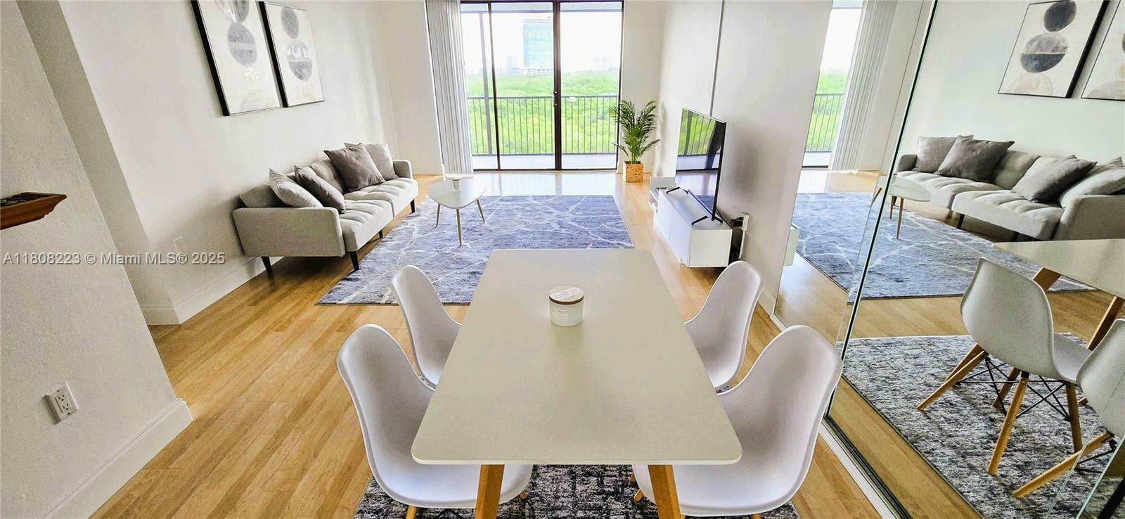 Property Photo: 2500 NE 135th St B806 FL 33181