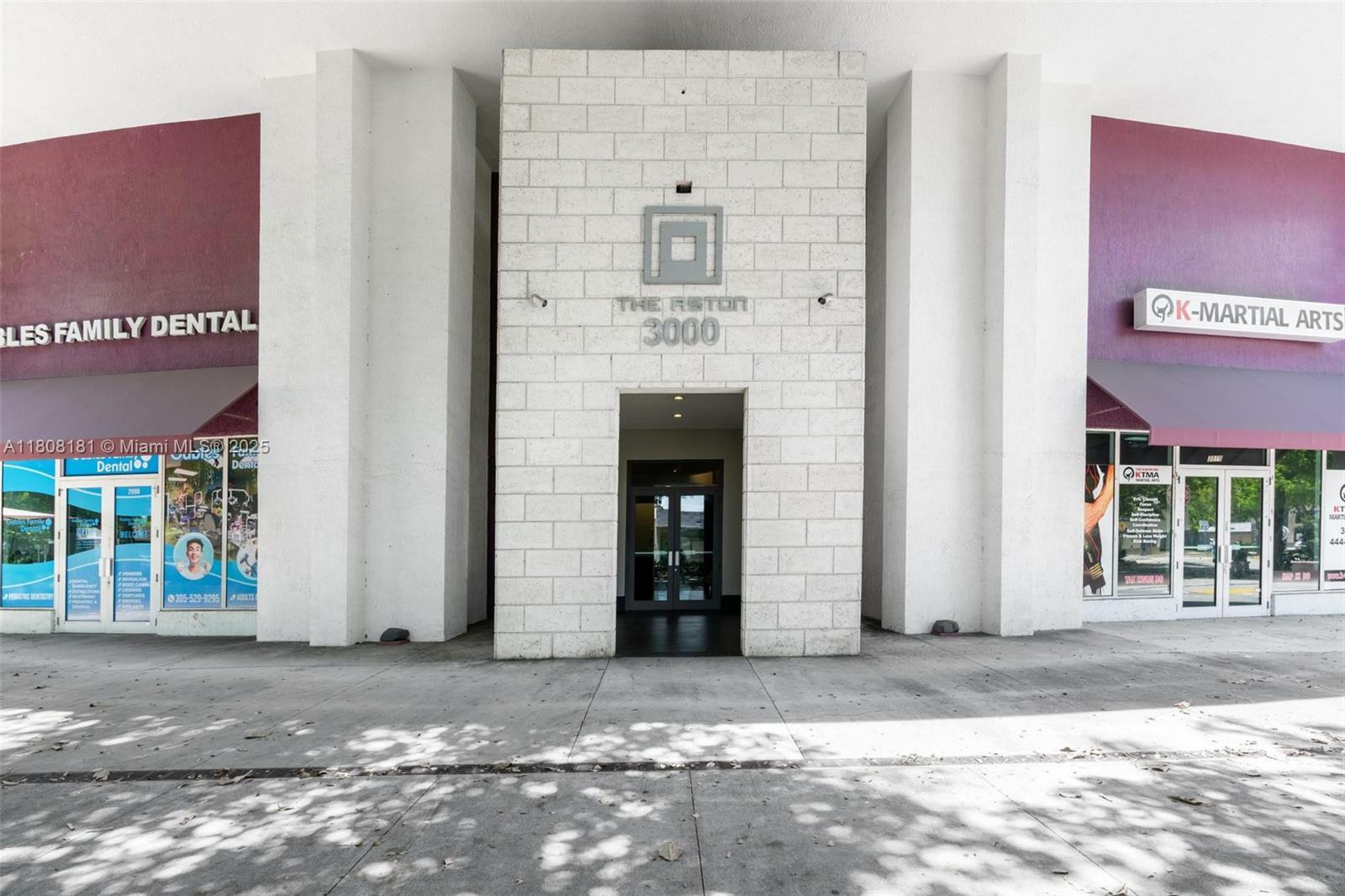 Property Photo: 3000 Coral Way 1505 FL 33145