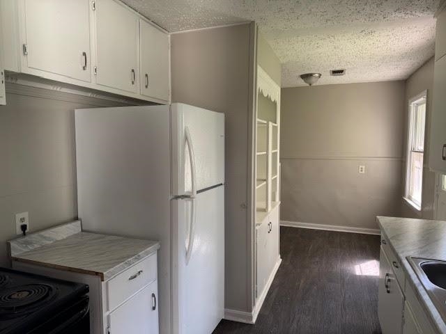 Property Photo: 6 Circle Q TX 77630