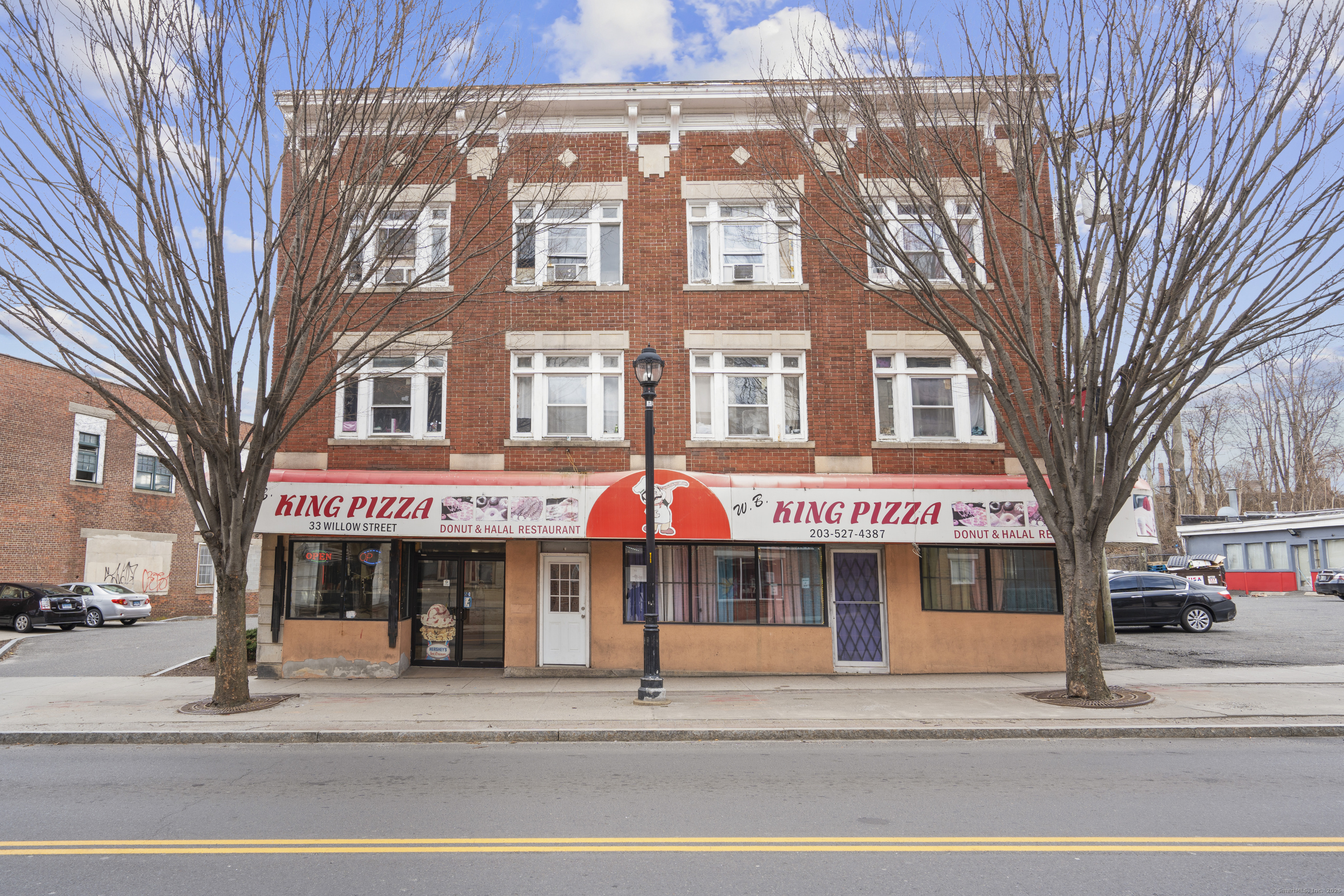 33 &Amp 39 Willow Street  Waterbury CT 06710 photo