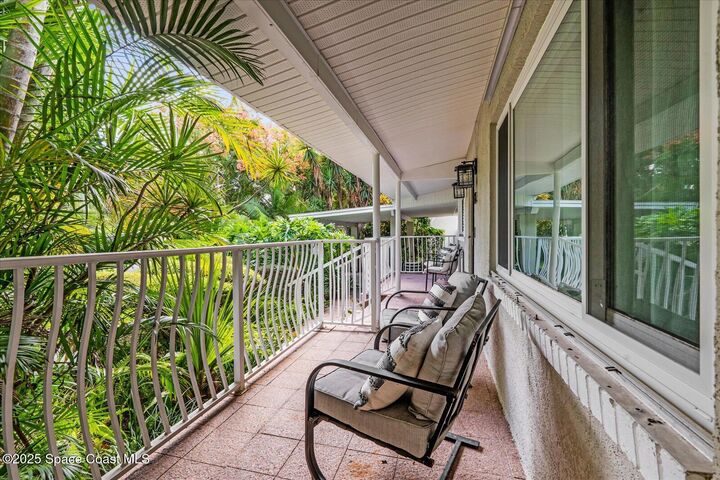 Property Photo: 118 S Indian Circle FL 32922