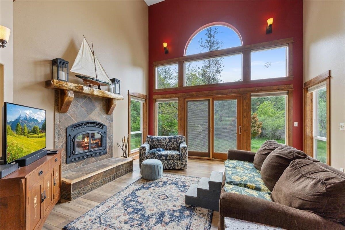 Property Photo: 15216 N Little Spokane Dr WA 99208
