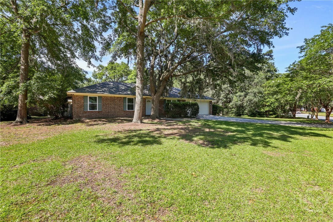Property Photo: 203 Whittington Drive GA 31419