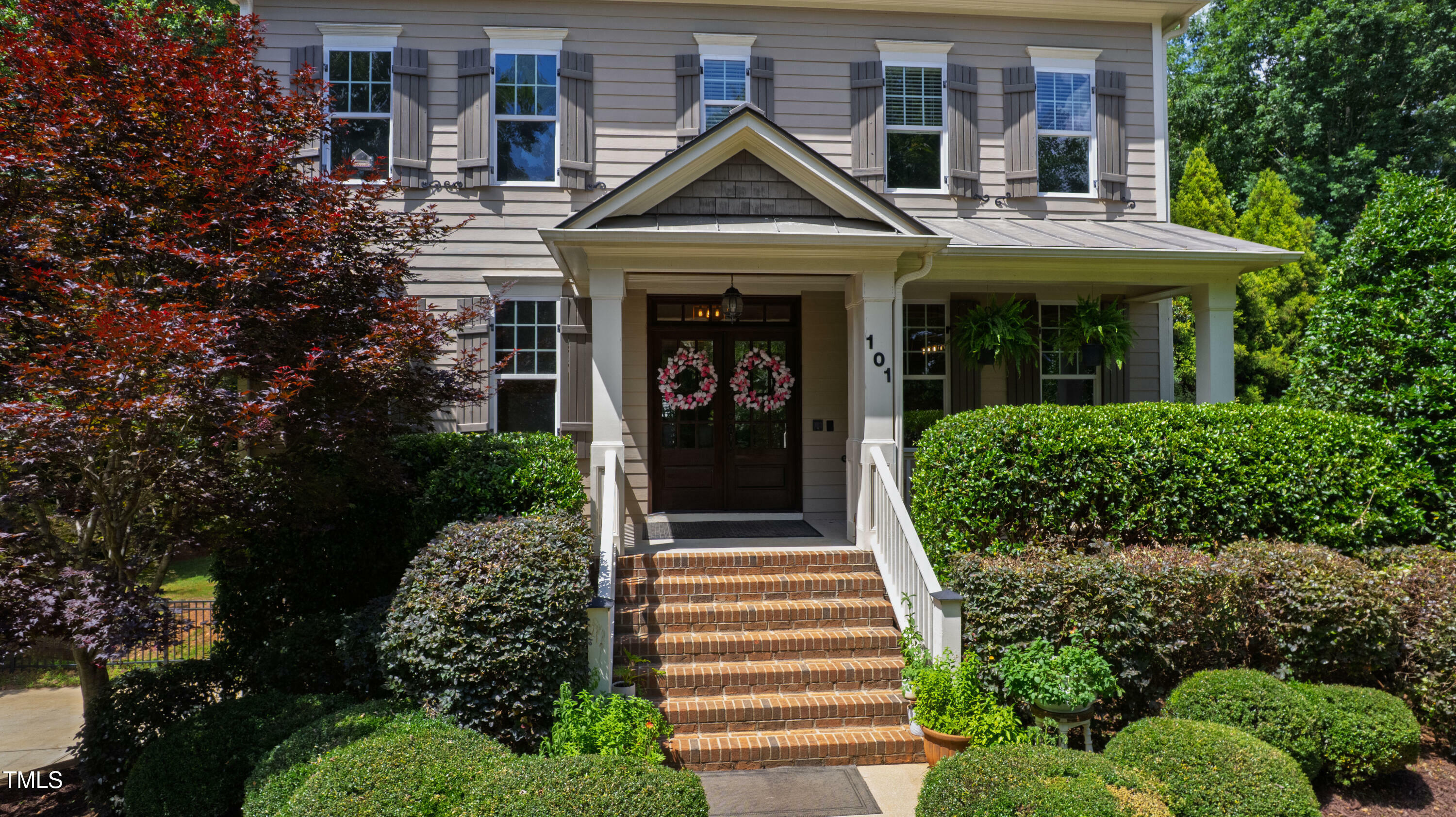 Property Photo: 101 Eden Glen Drive NC 27540