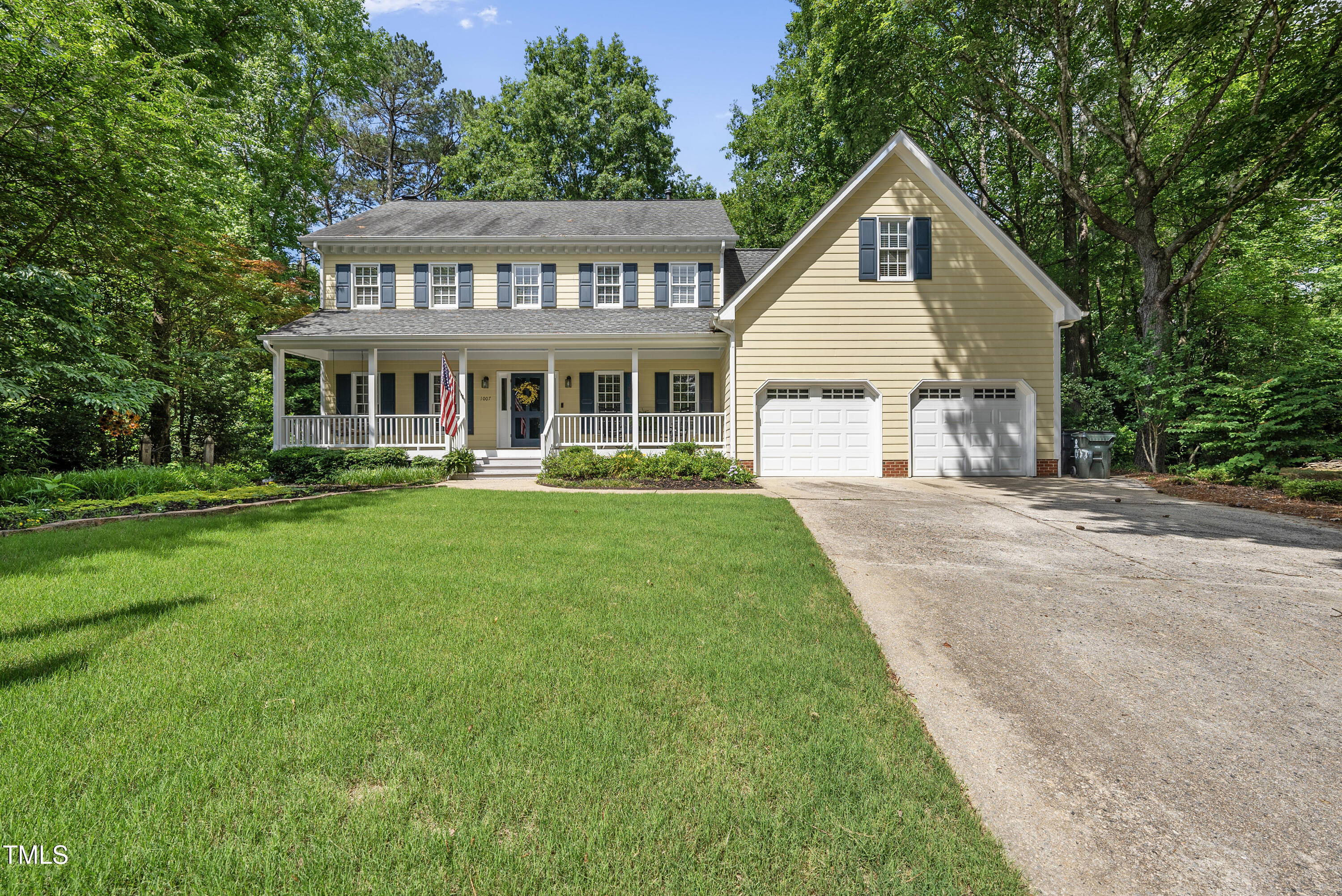 Property Photo:  1007 Surry Dale Court  NC 27502 