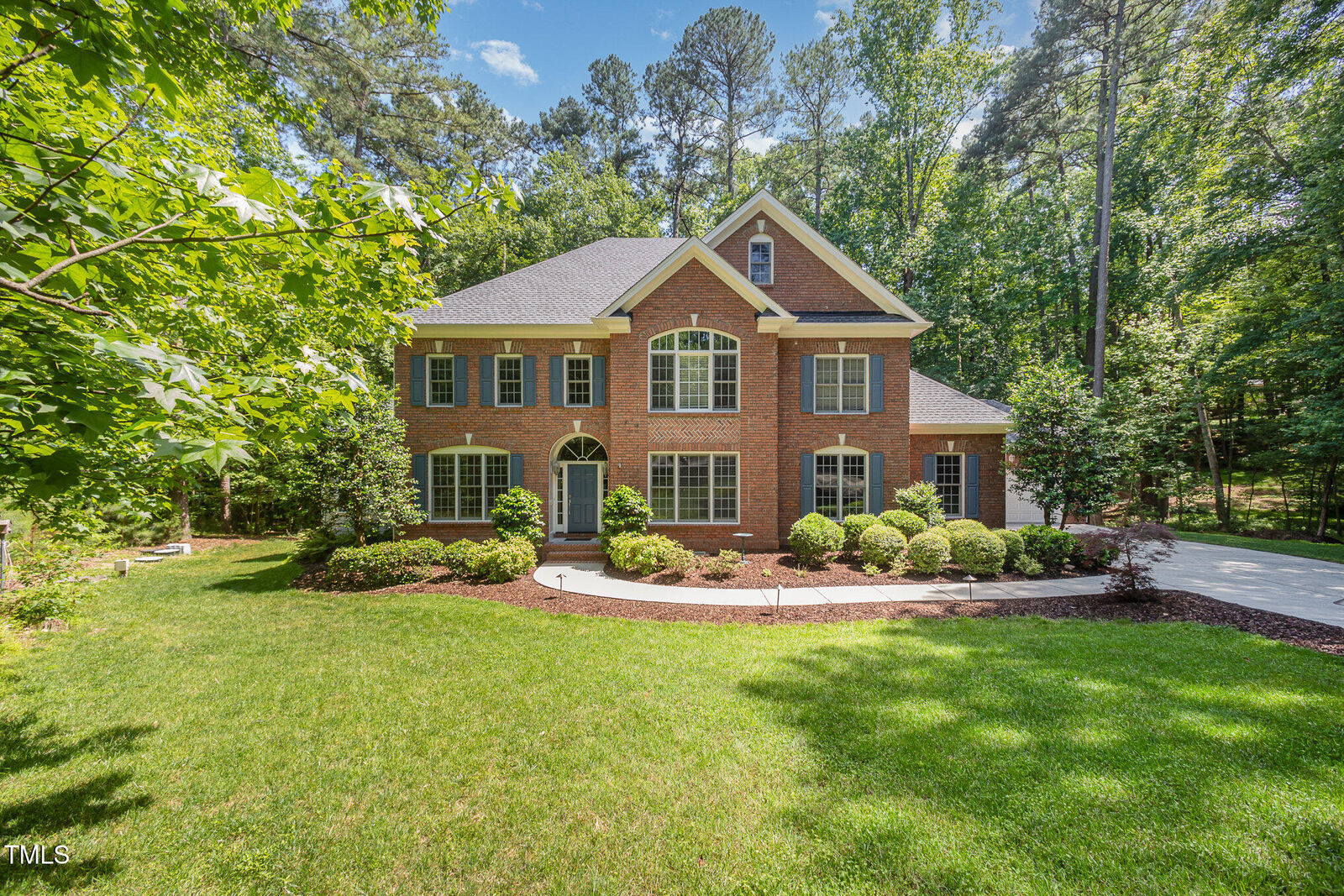 Property Photo: 8840 Woodyhill Road NC 27613