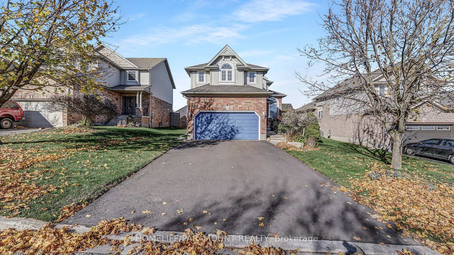 Property Photo:  41 Cameron Crescent  ON L9W 5G7 