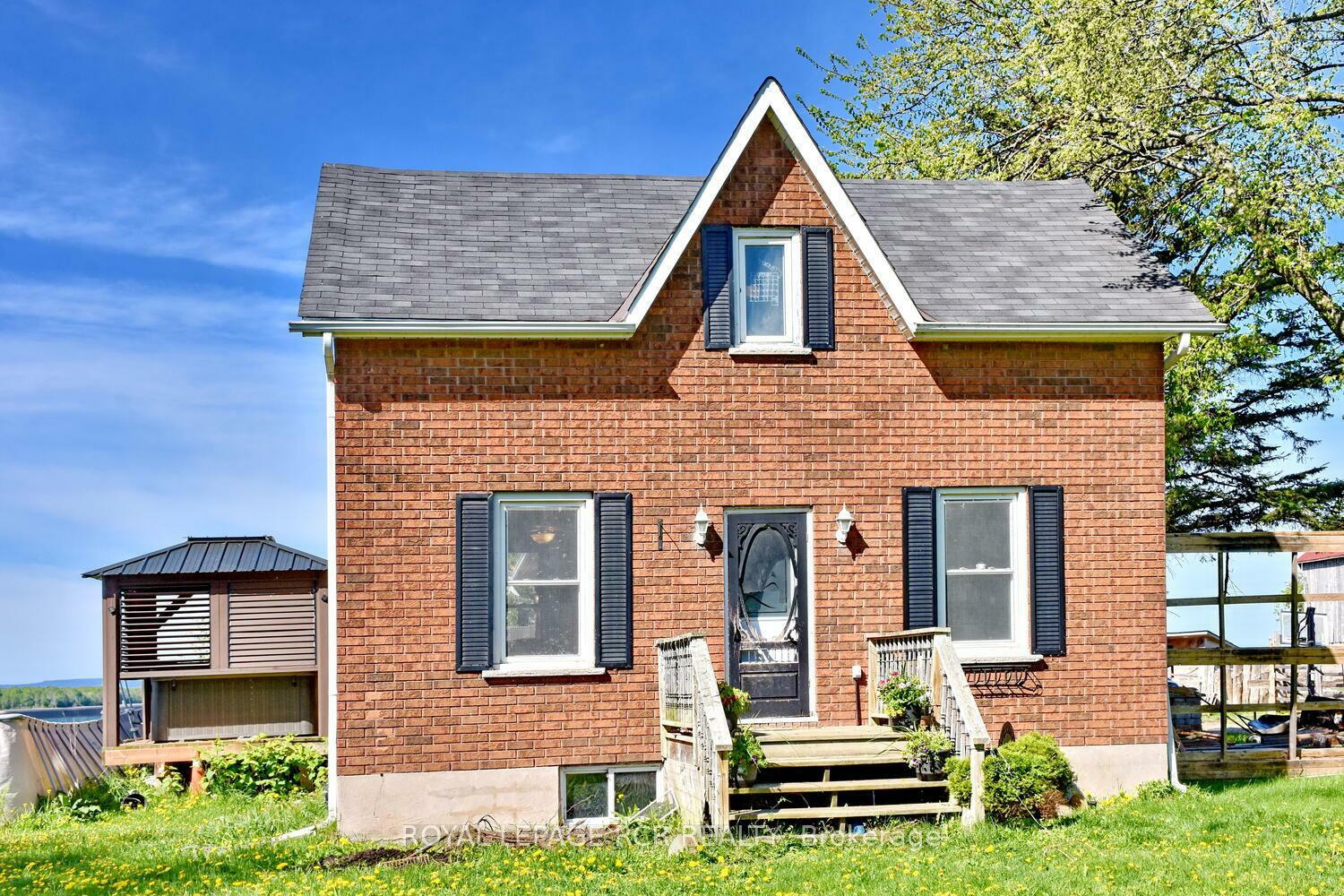 Property Photo: 2606 Crossland Road ON L0L 1P0