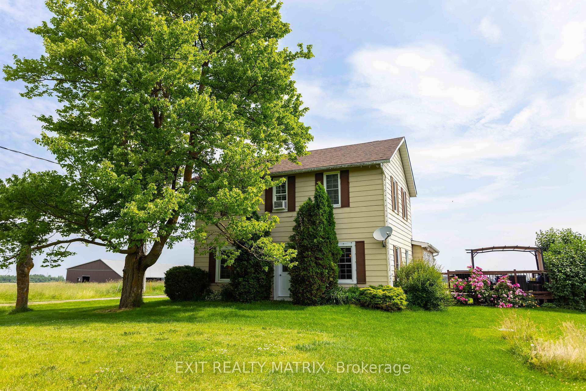 Property Photo: 1467 Wade Road ON K4R 1E5