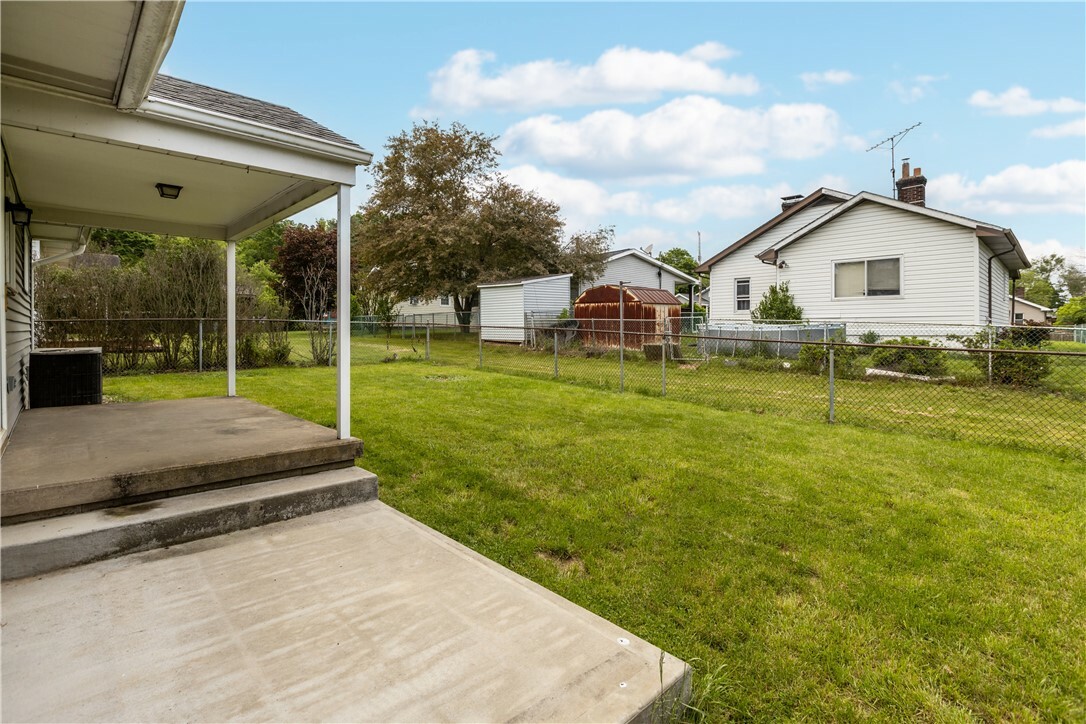Property Photo: 25 Crest Drive PA 15051