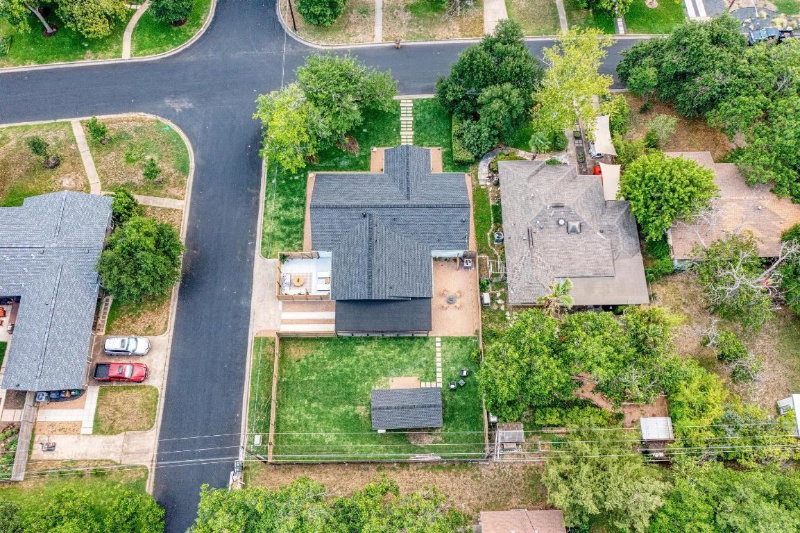 Property Photo: 1314 Ridgemont Drive TX 78723