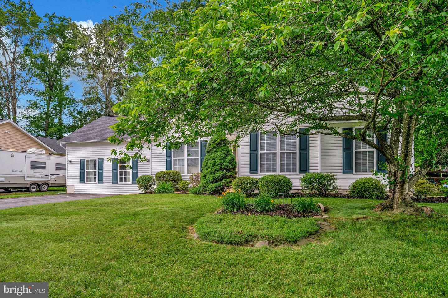 Property Photo: 10118 New Scotland Drive VA 22408