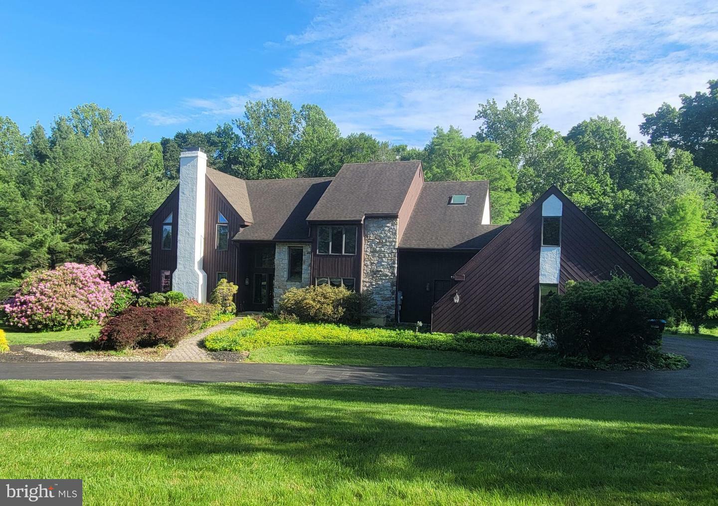 106 Silver Fox Lane  Chester Springs PA 19425 photo