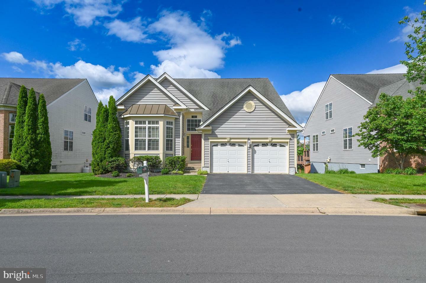 Property Photo: 113 W Station Terrace W WV 25403