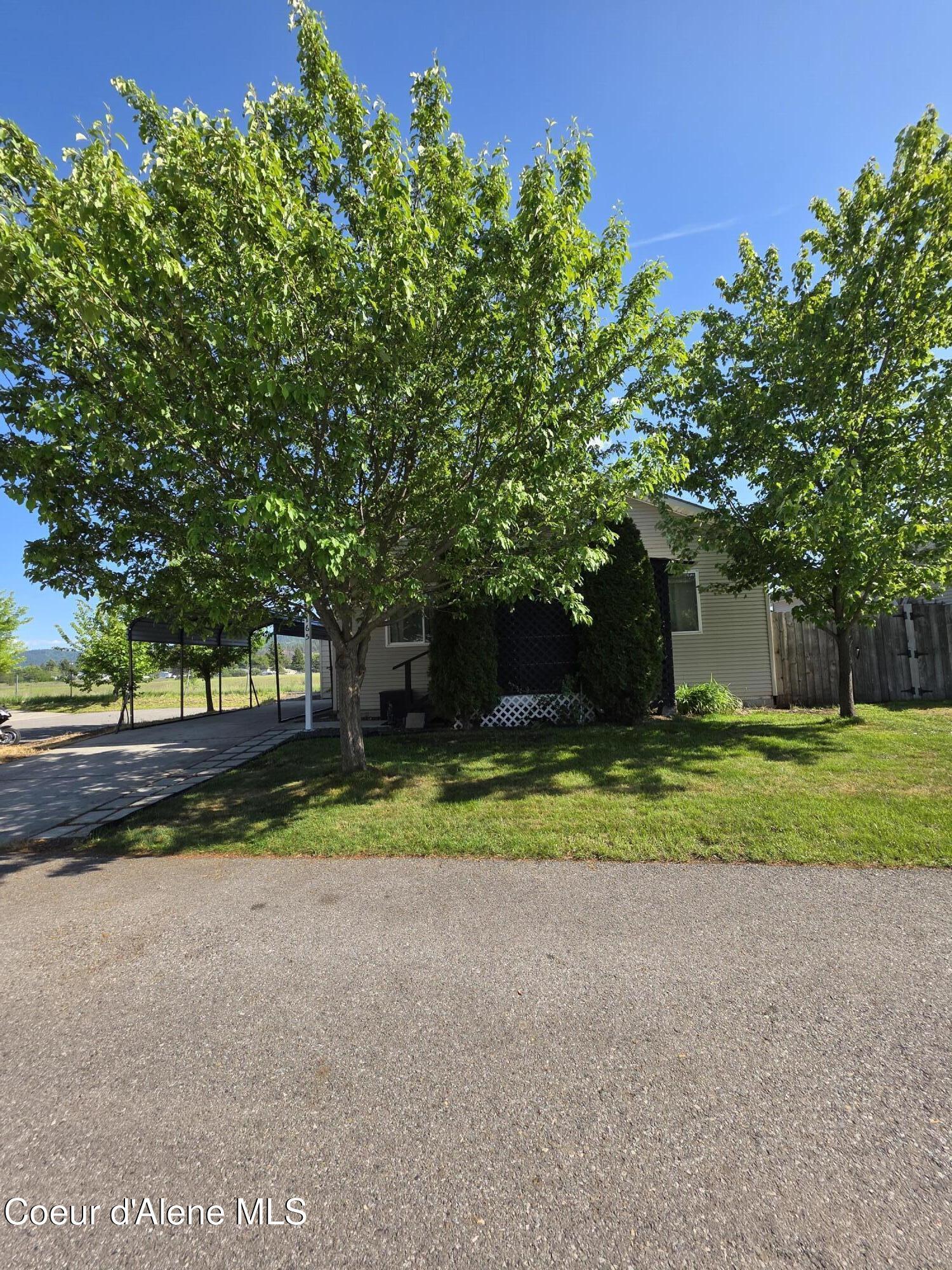2165 W Linda Way  Post Falls ID 83854 photo