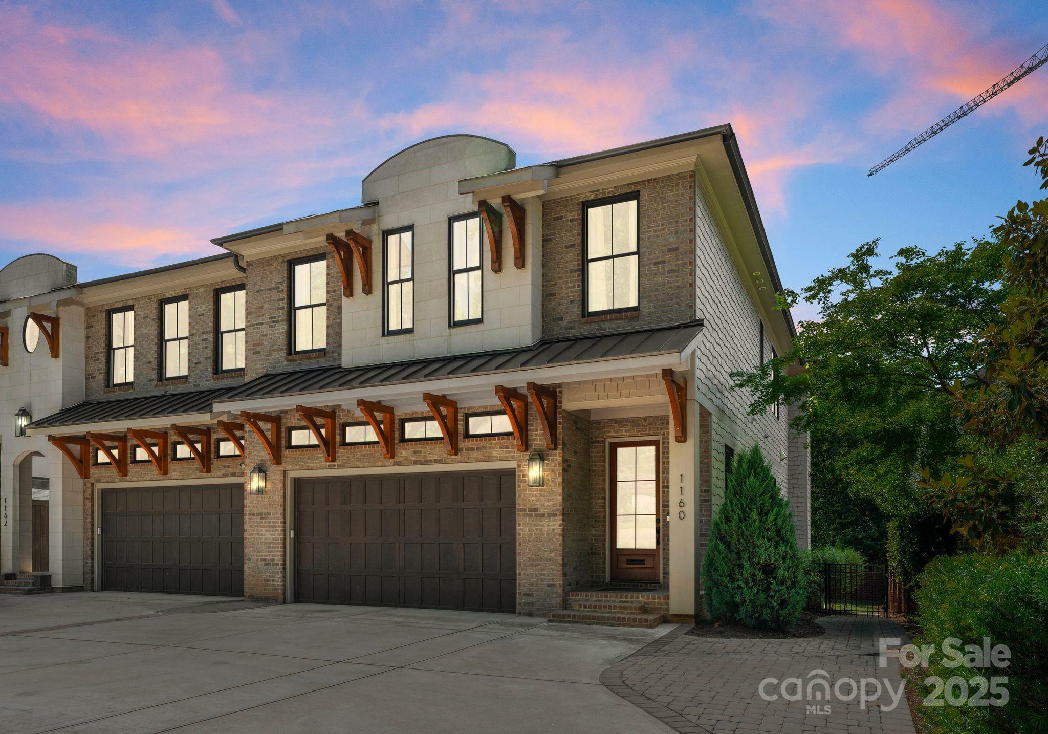 Property Photo: 1160 S Kings Drive NC 28207