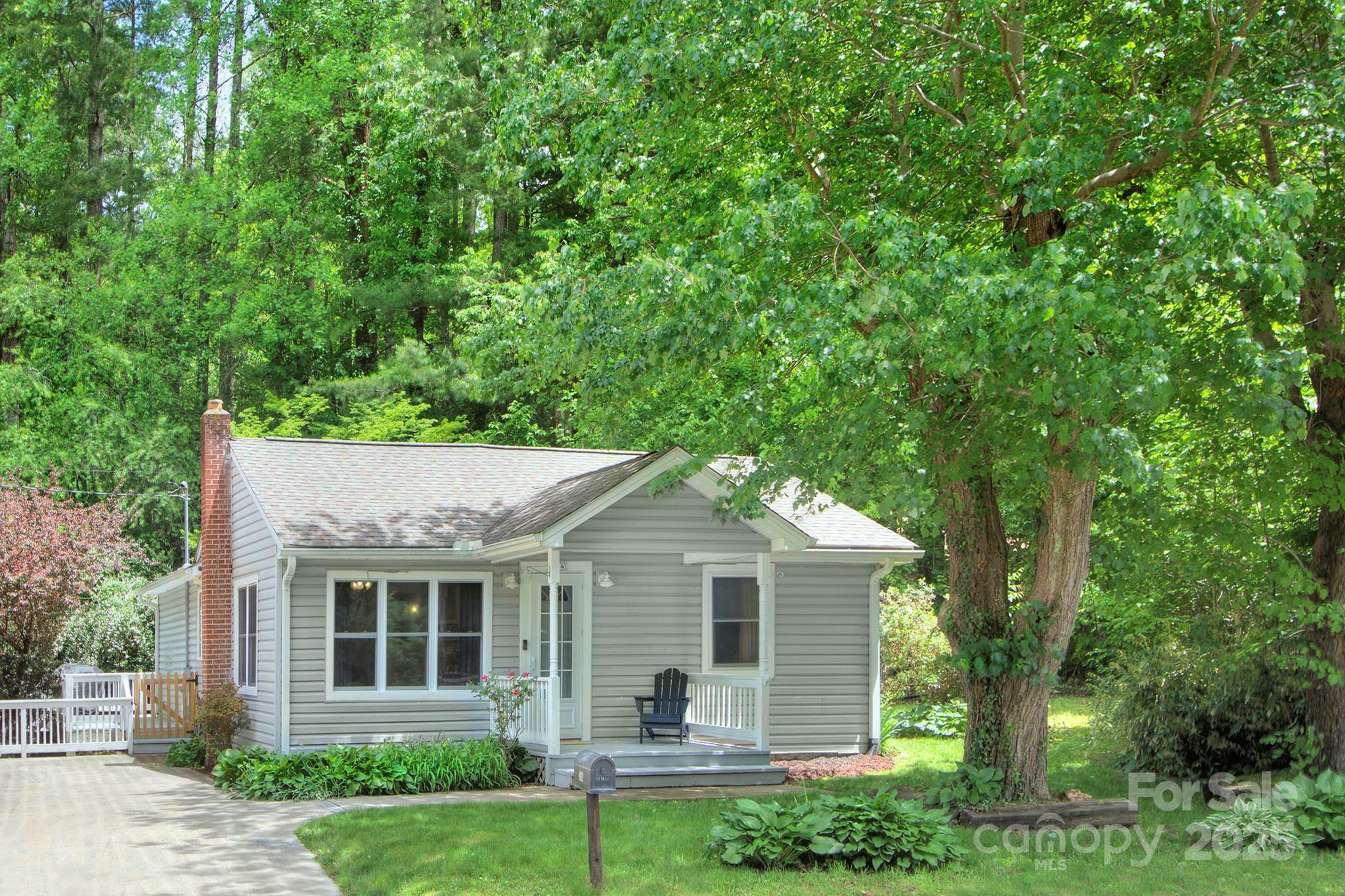 Property Photo: 304 White Pine Drive NC 28739