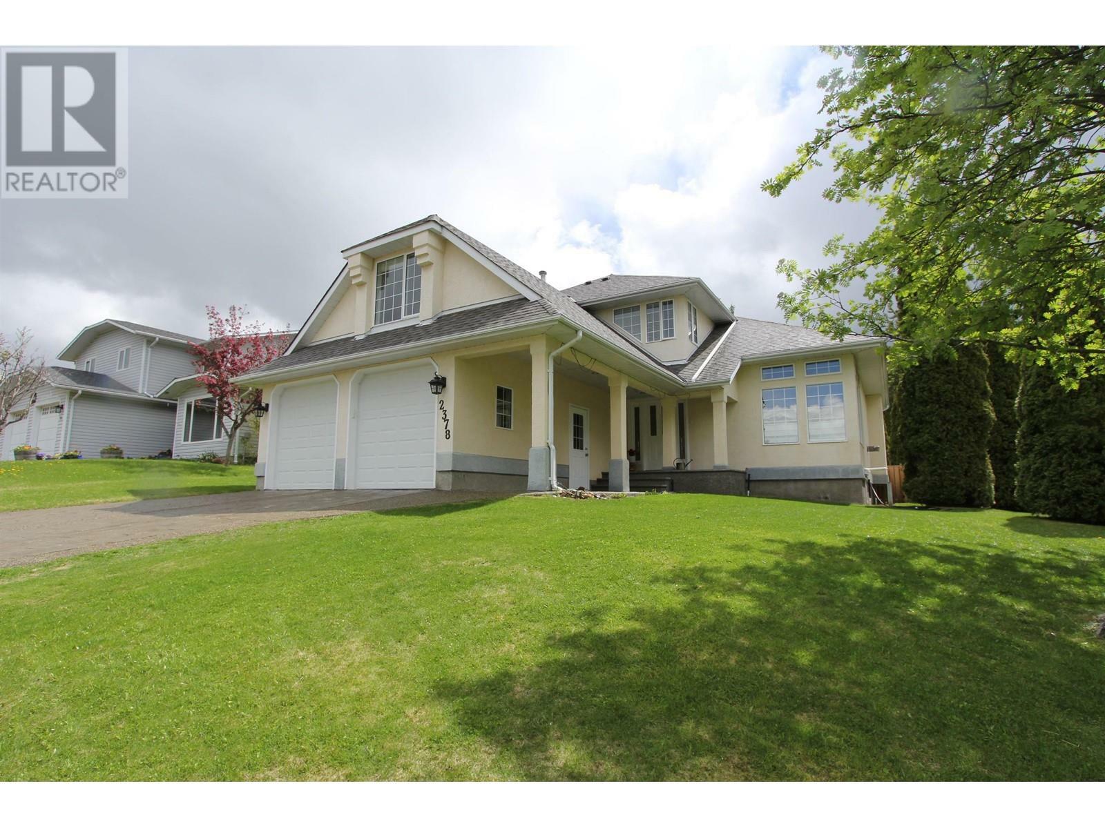 Property Photo: 2378 Panorama Crescent BC V2K 4T9