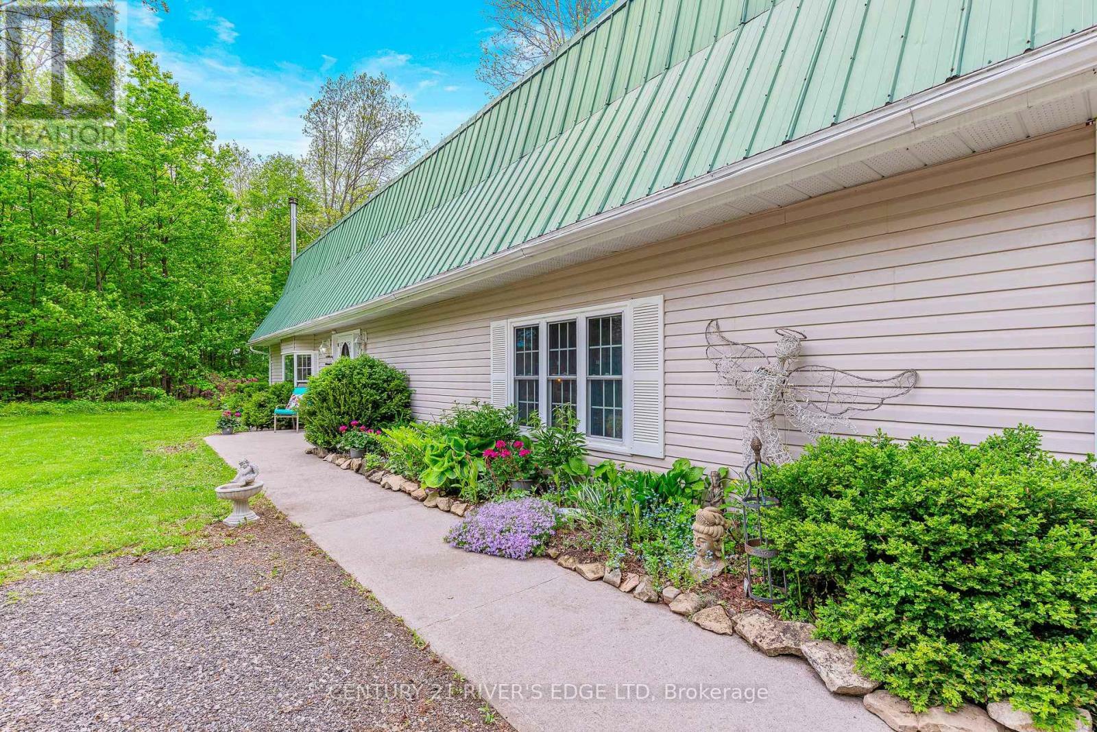 Property Photo:  362 Kitley Line 9 Road  ON K0E 1H0 