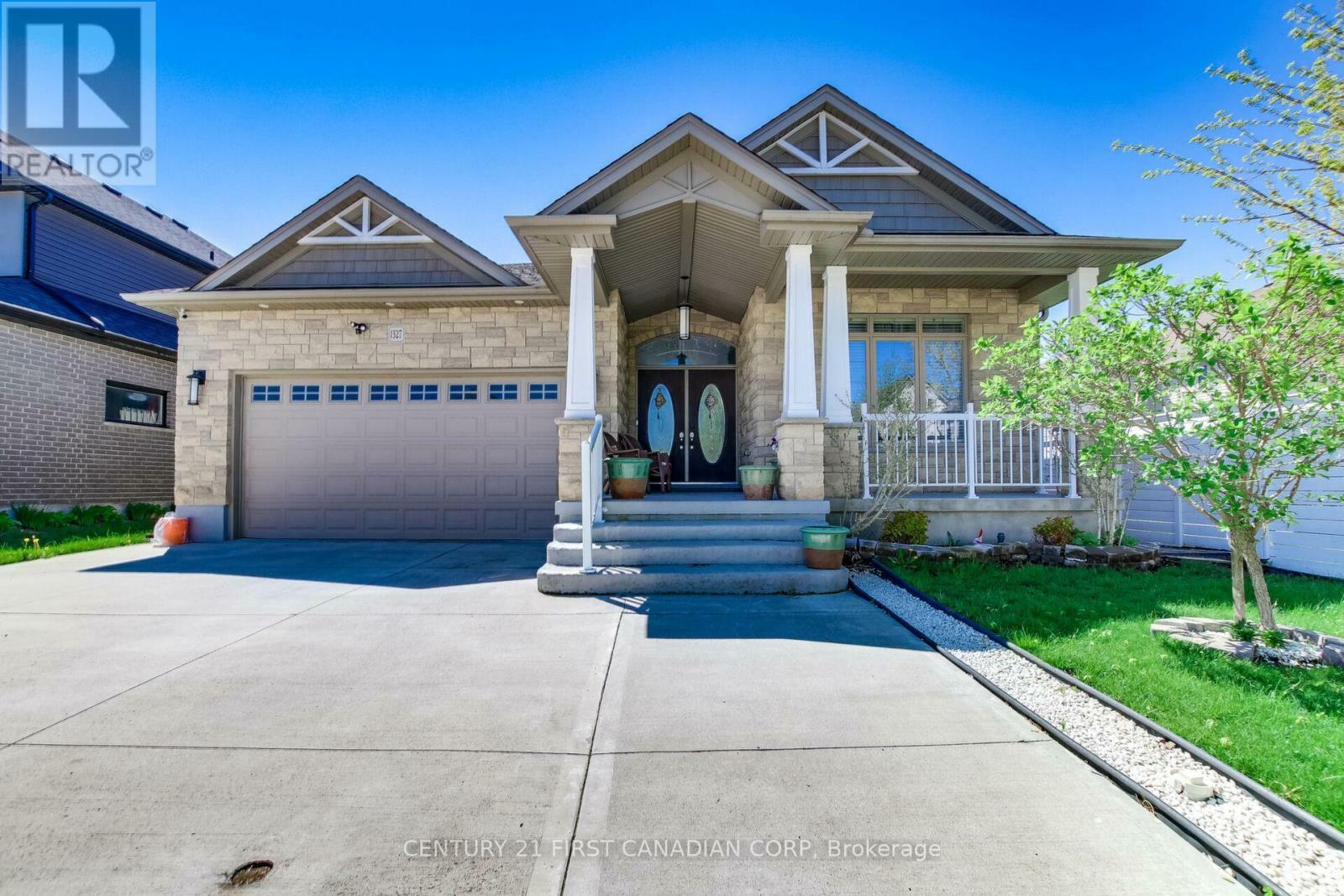 1327 Eagletrace Drive  London North (North S) ON N6G 0C4 photo
