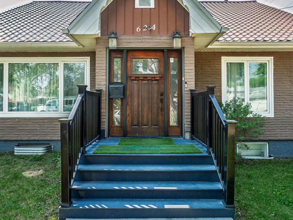 Photo de la propriété: 624 McKenzie Street MB R2W 5C1