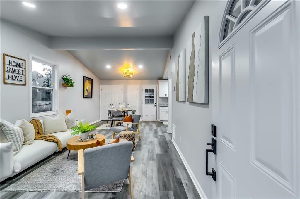 Property Photo: 2162 Westover Drive GA 30344