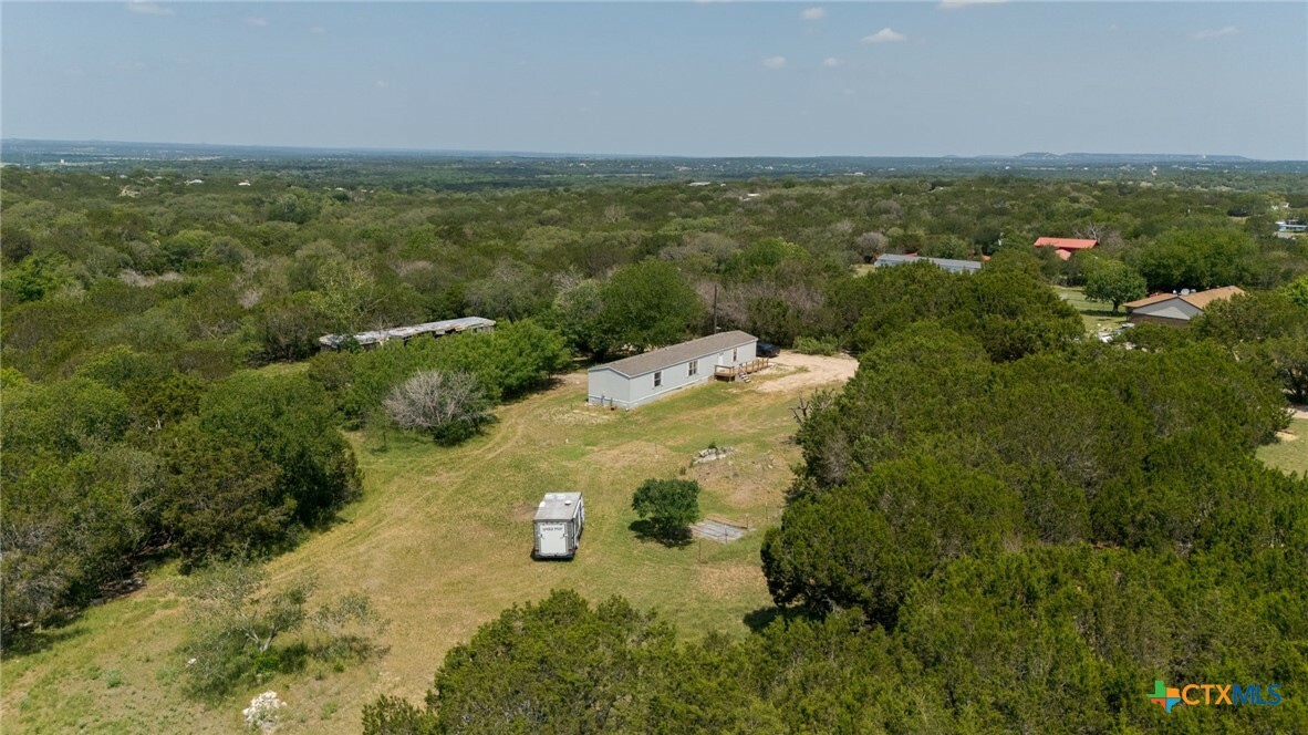 Property Photo: 894 County Road 4804 TX 76522