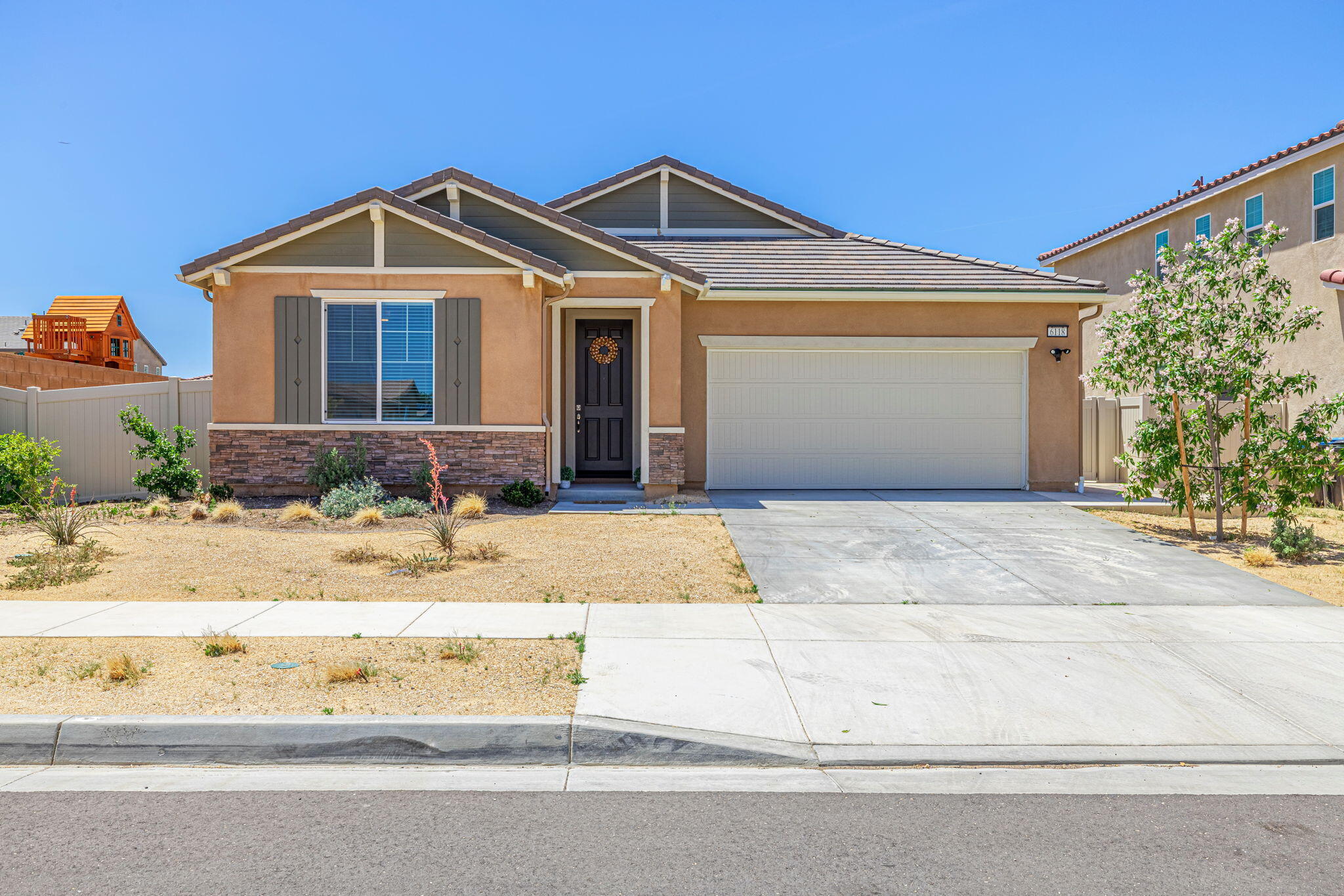 6118 W Ave J 9  Lancaster CA 93536 photo