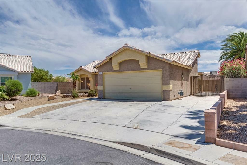 Property Photo: 5116 Blue Onion Circle NV 89031