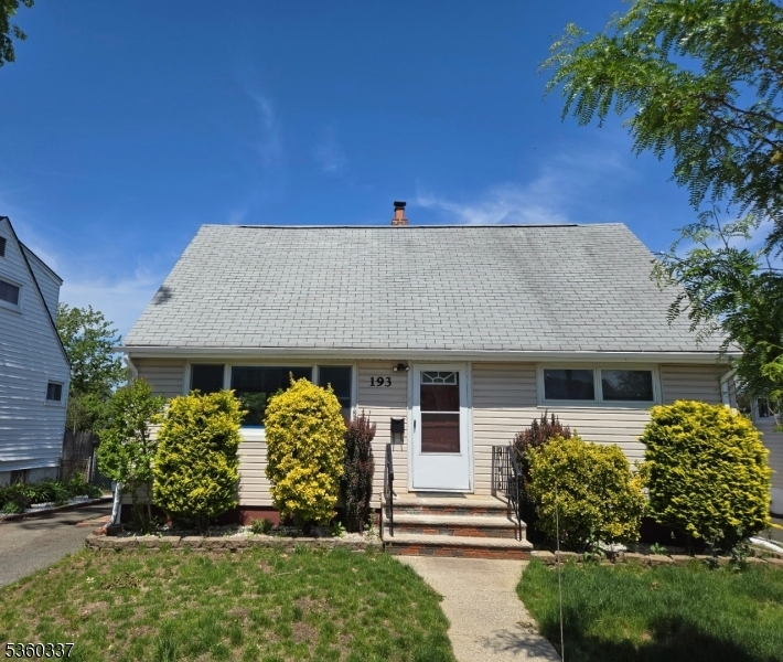 Property Photo:  193 Donald Ave  NJ 07065 