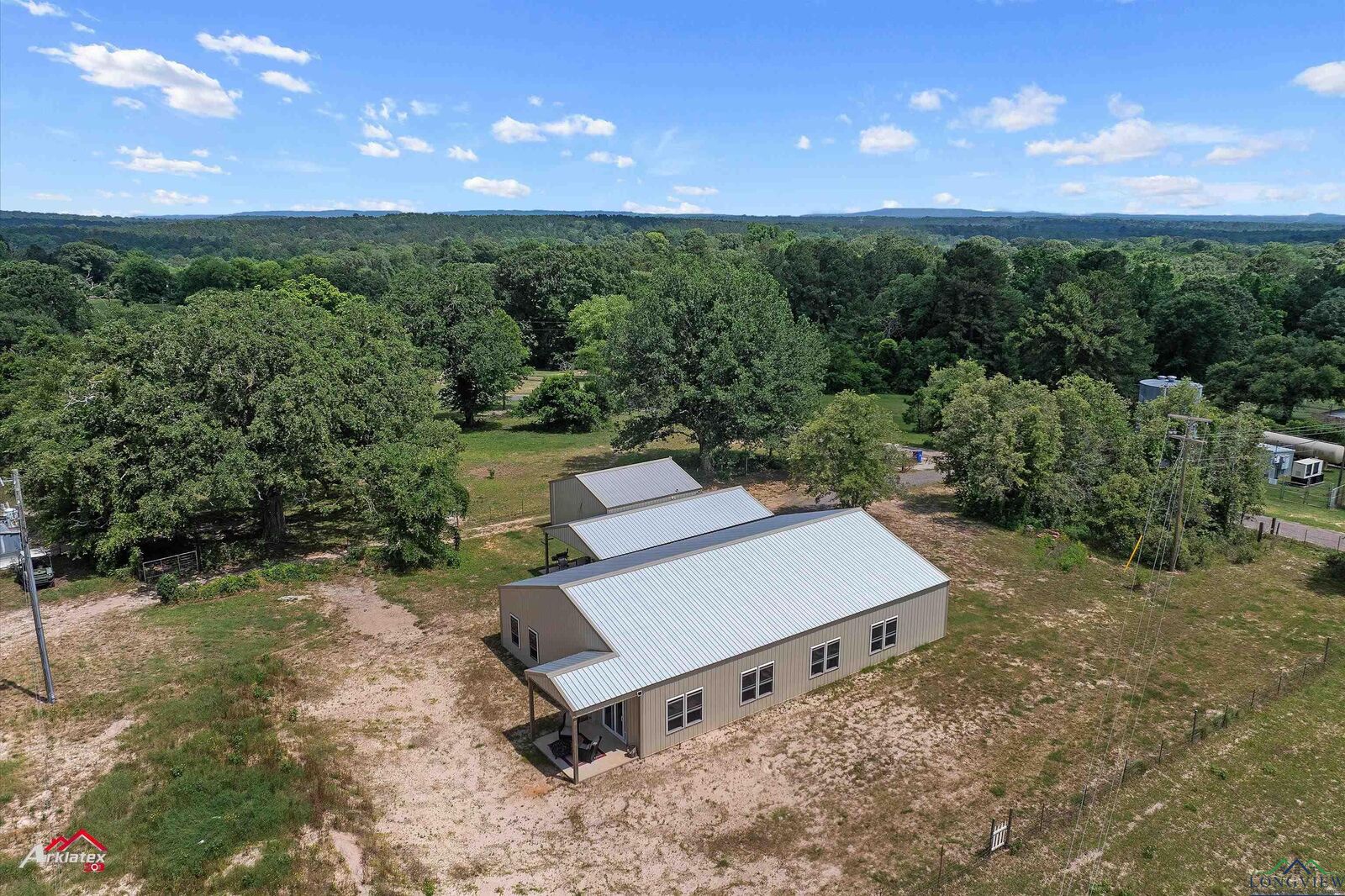 Property Photo: 15765 Cr 4253 D TX 75654