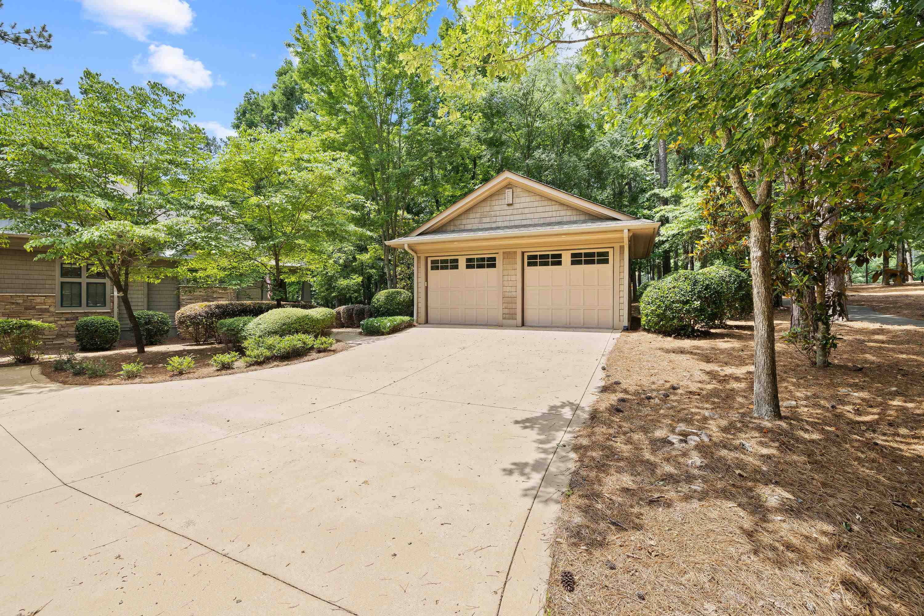 Property Photo: 1080 Sallies View GA 30642