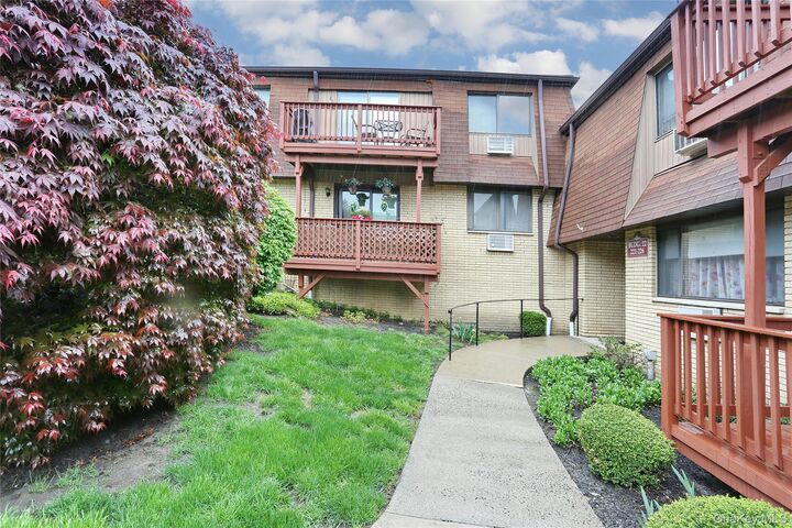 221 Richard Court  Pomona NY 10970 photo