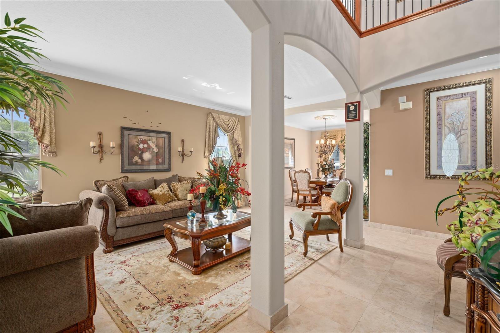 Property Photo: 15037 Cedar Branch Way FL 32824