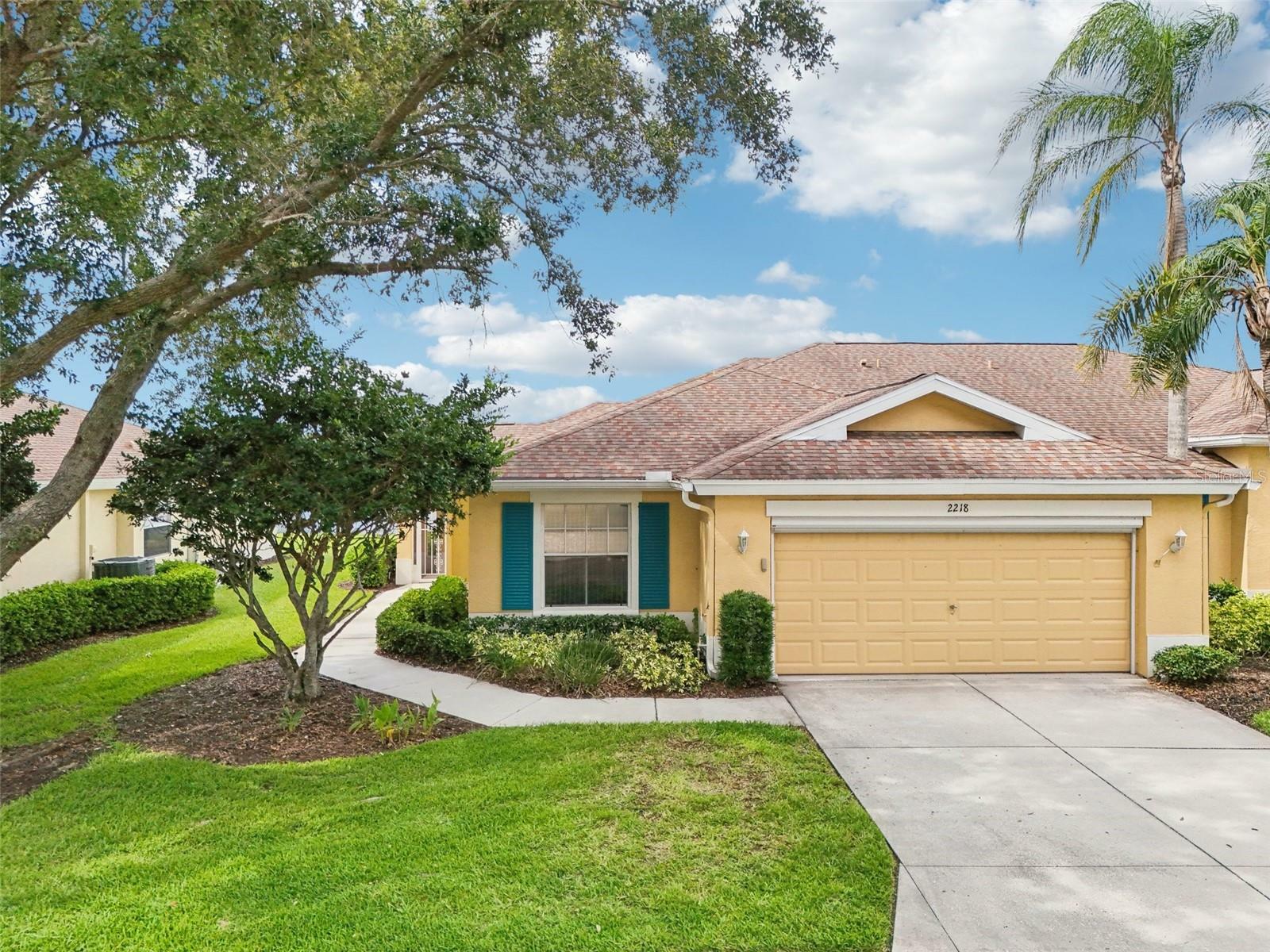2218 Brookfield Greens Circle 82  Sun City Center FL 33573 photo