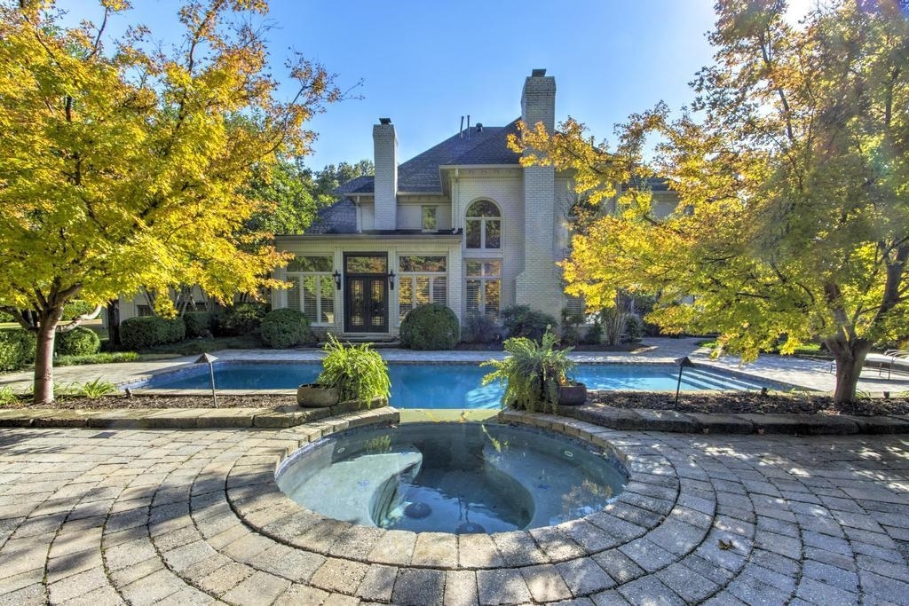 Property Photo: 9200 Forest Hill Ln TN 38139