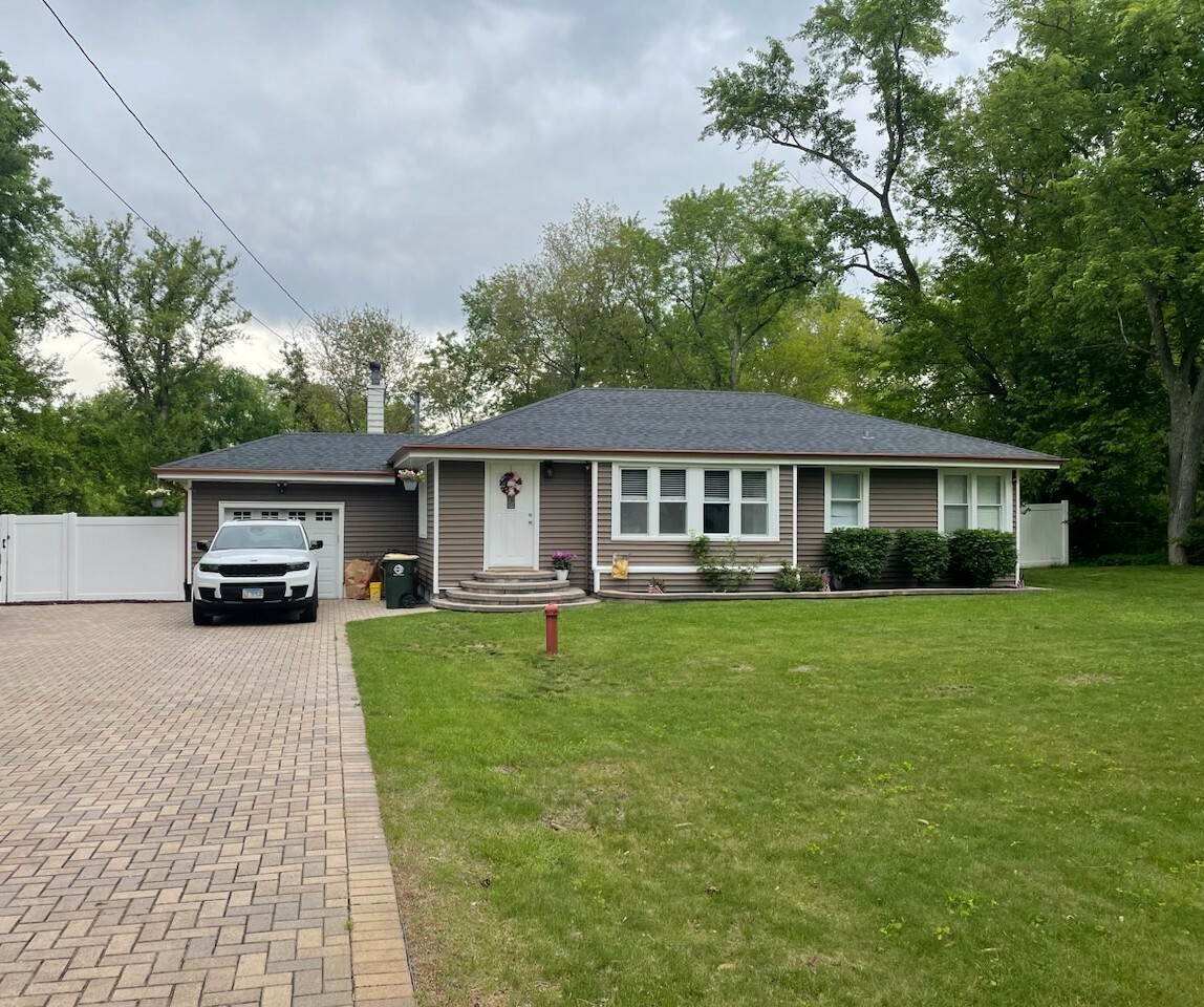 Property Photo: 30W032 Batavia Road IL 60555