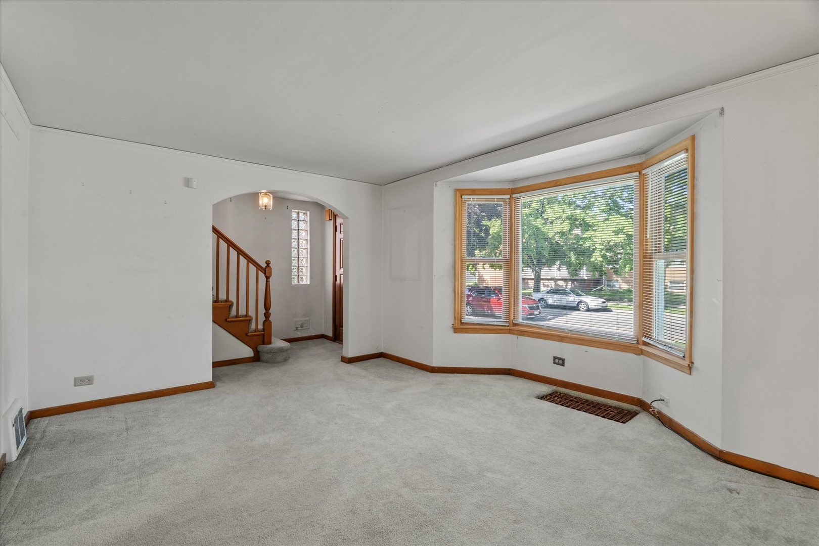 Property Photo: 3601 S 57th Court IL 60804