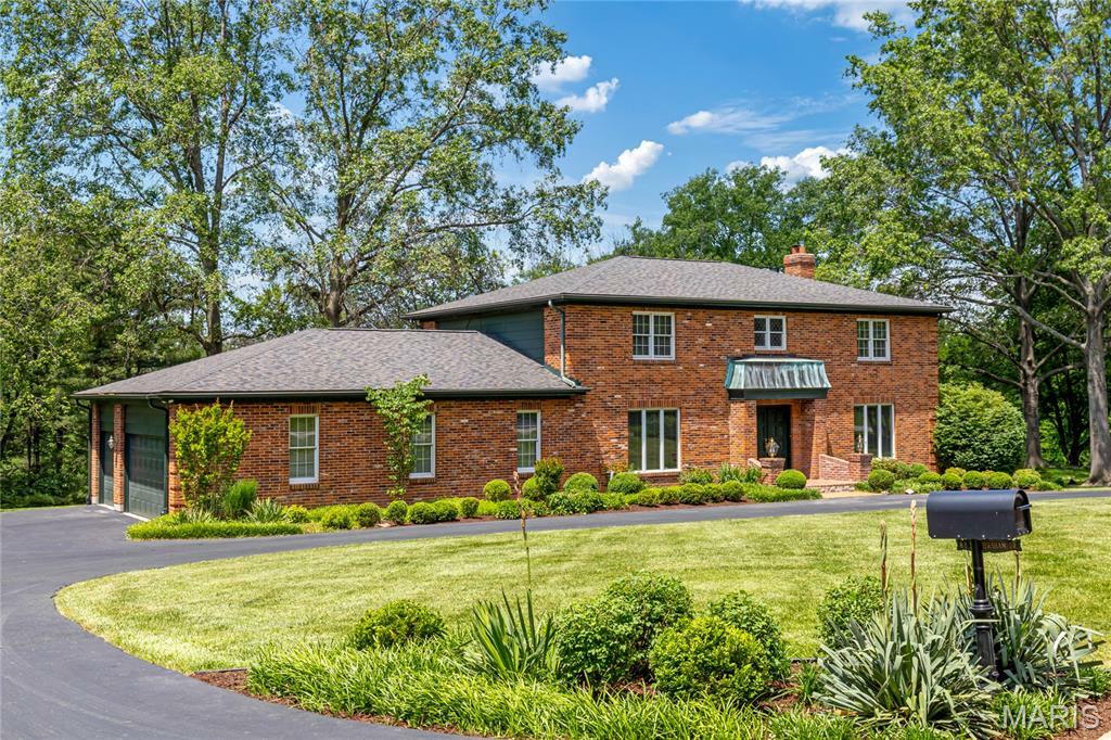 Property Photo: 883 Amersham Drive MO 63141