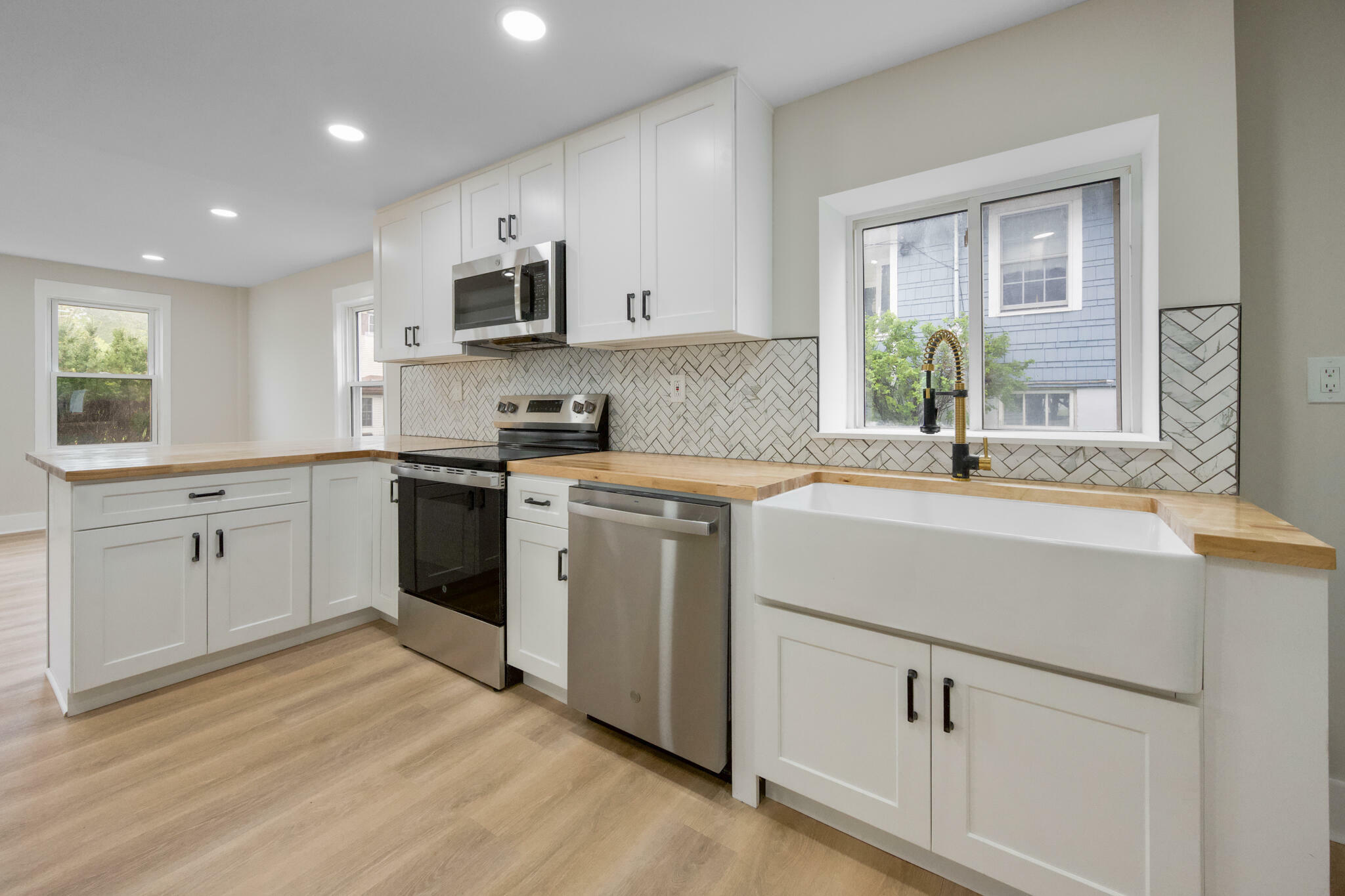 Property Photo: 50 14th Street ME 04401