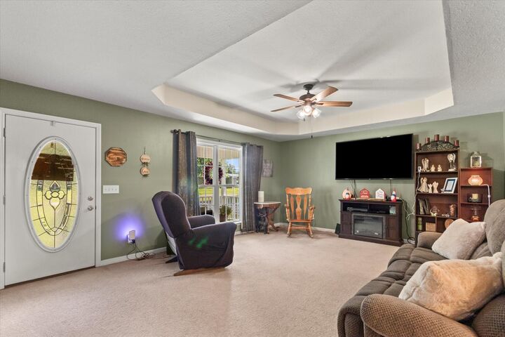 Property Photo: 117 Simmons Cir TN 37334