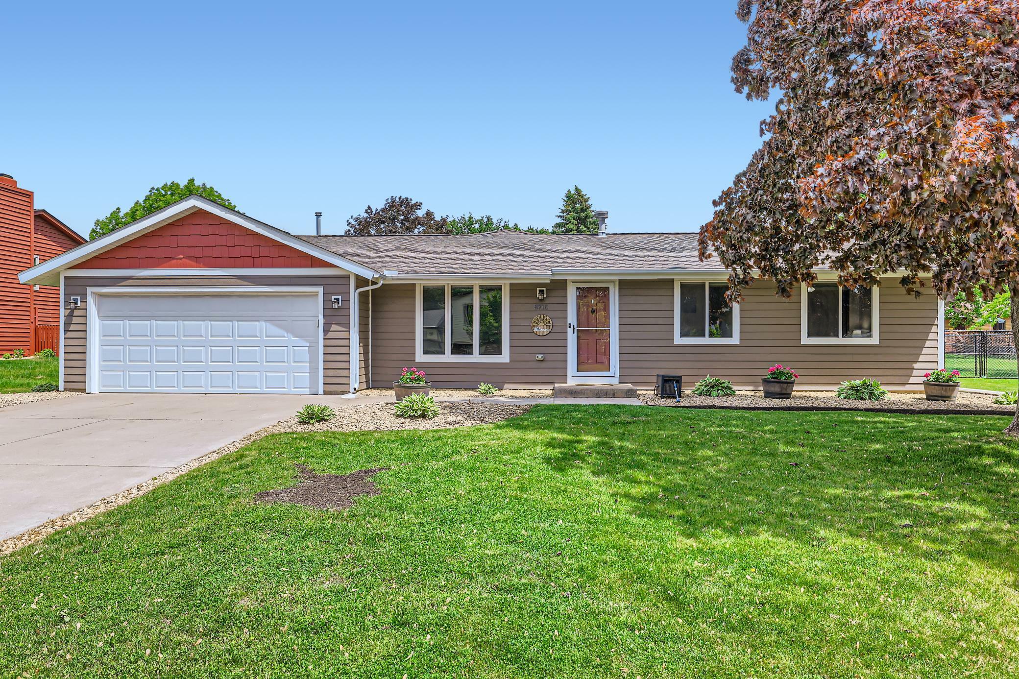 Property Photo:  8210 Comstock Way  MN 55076 