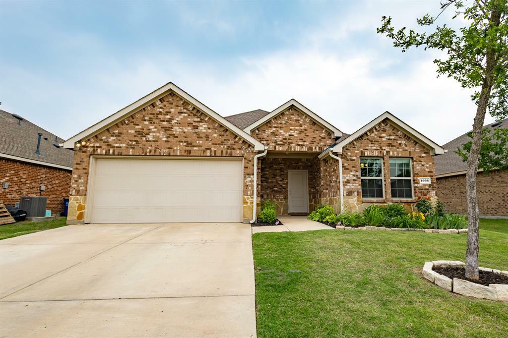 Property Photo: 1003 Dewy Glen Lane TX 75407