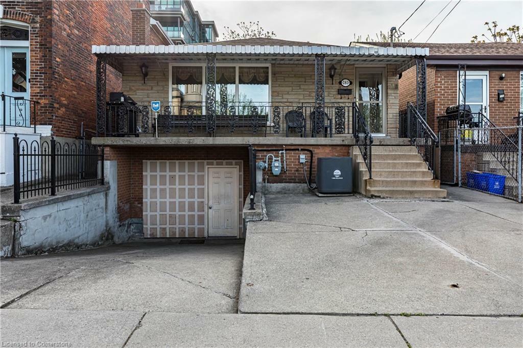 Property Photo: 283 Macnab Street N ON L8L 1K5