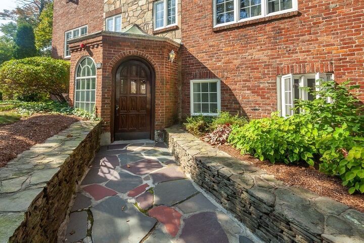 Property Photo: 549 Centre St 3 MA 02458