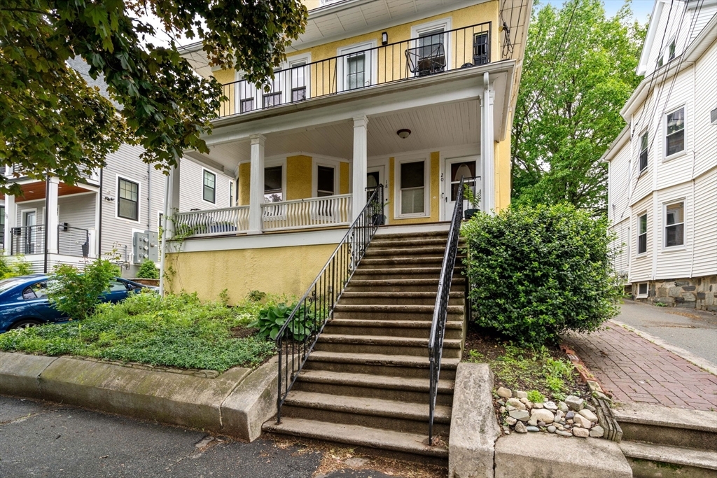 Property Photo:  18 Park Rd 1  MA 02478 
